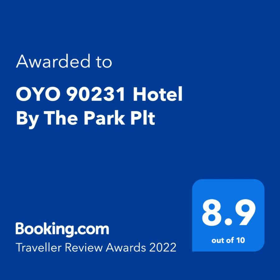 Oyo 90231 Hotel By The Park Plt Johor Bahru Buitenkant foto